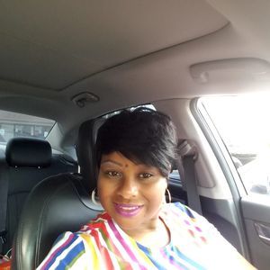 Meet your Posher, Angelia